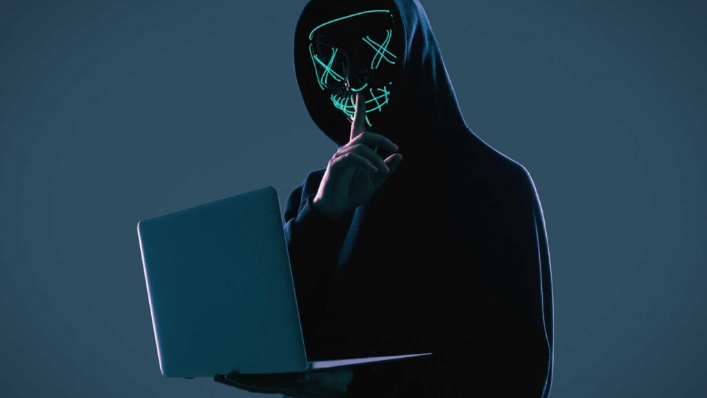 Cybersicurezza, in Italia 903 attacchi settimanali ad aziende