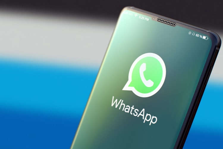 Velocizzare a 2x le note vocali di WhatsApp su iOS e Android